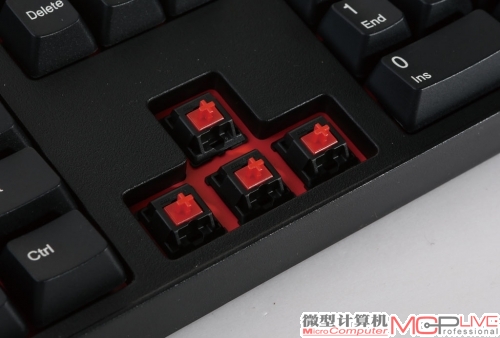 红轴搭配红色钢板的设计让6GV2红轴版的手感更畅快，且易于识别。
